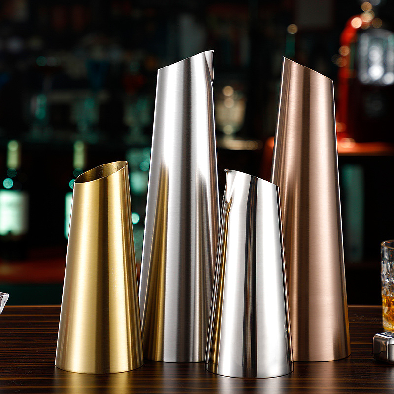 Stainless steel semi-sealed wine dispenser, small wine jug, quantitative wine dispenser, bar spirits and strong wine dispenser, KTV wine dispenser Specification drawing