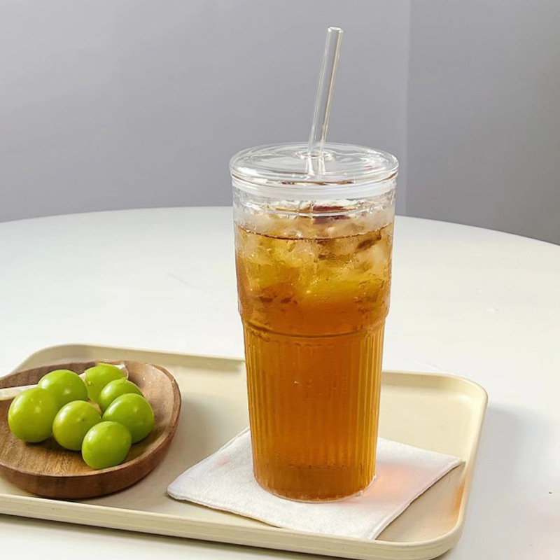 Large-capacity straw glass cup, fruit tea cup, ins household summer special drink, juice cup, drinking cup, high borosilicate Application Scenario
