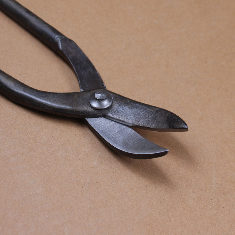 Manual galvanized iron scissors, stainless steel scissors, pure hand-forged scissors, iron, aluminum and copper sheet scissors, double straight iron sheet scissors Application Scenario