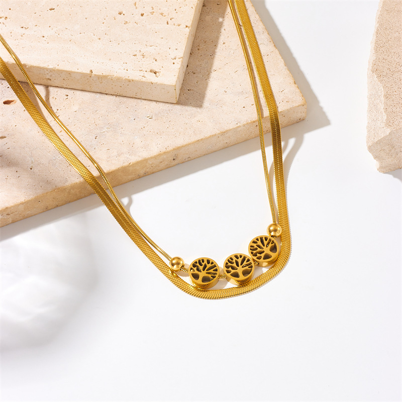 A double-layered circular life tree accessory chain necklace with a retro and fashionable design from Europe and America details Picture