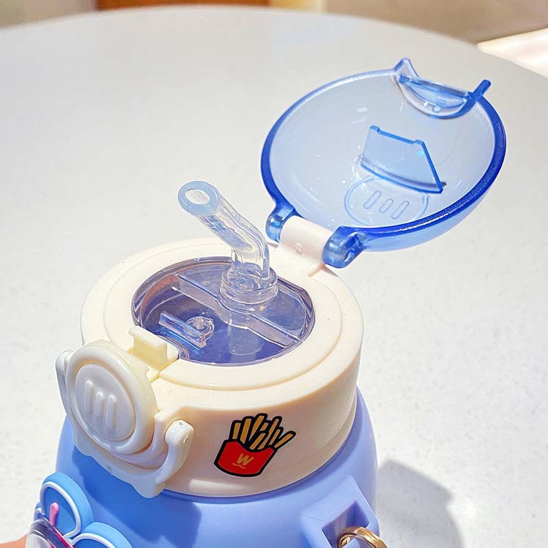 New children's plastic water cup for students to use at the beginning of the school year. Summer girls' cute slanted shoulder strap strawberry bear straw cup Application Scenario