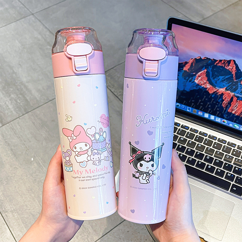 Sanrio Family series thermos cups are portable, cute cartoon drinking cups, and thermos cups for sports, home and office use full figure