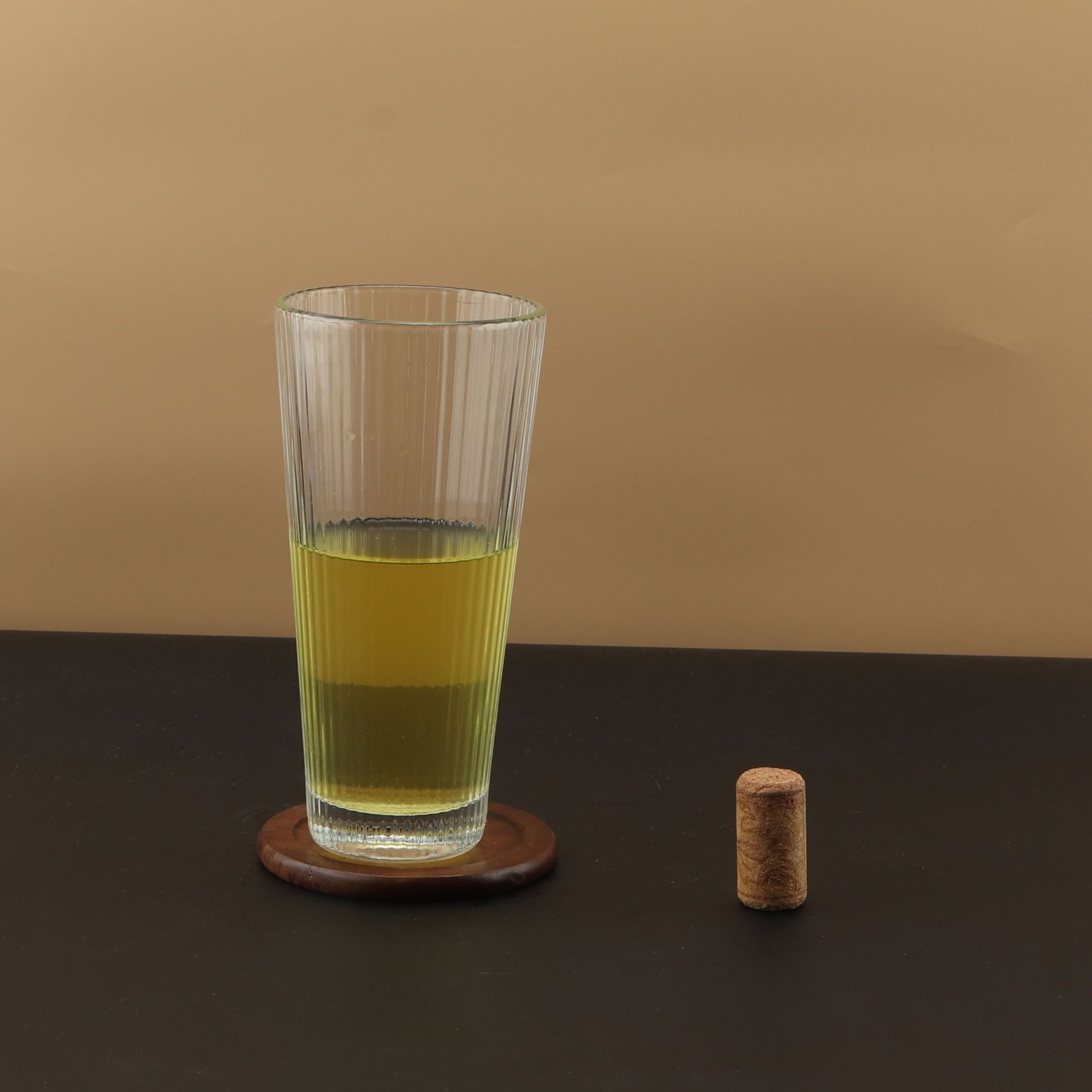 Innovative glass water cups, thick-bottomed heat-resistant tea cups, household juice cups, coffee cups, heat-resistant milk cups details Picture