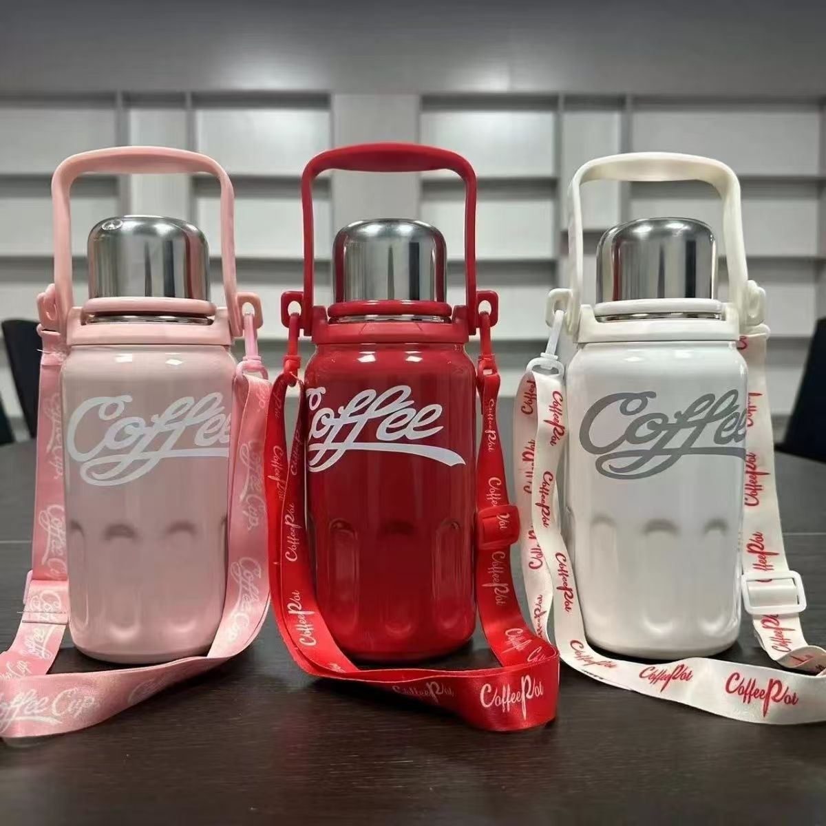 316 stainless steel insulated flask, large-capacity Coca-Cola carrier handle flask, portable outdoor internet-famous insulated cup full figure