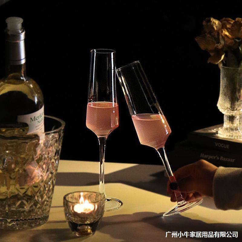 Champagne glasses, high-appearation-level glass goblets, cocktail wine glasses, high-end household glass cups, and slightly tipsy wine glasses Application Scenario