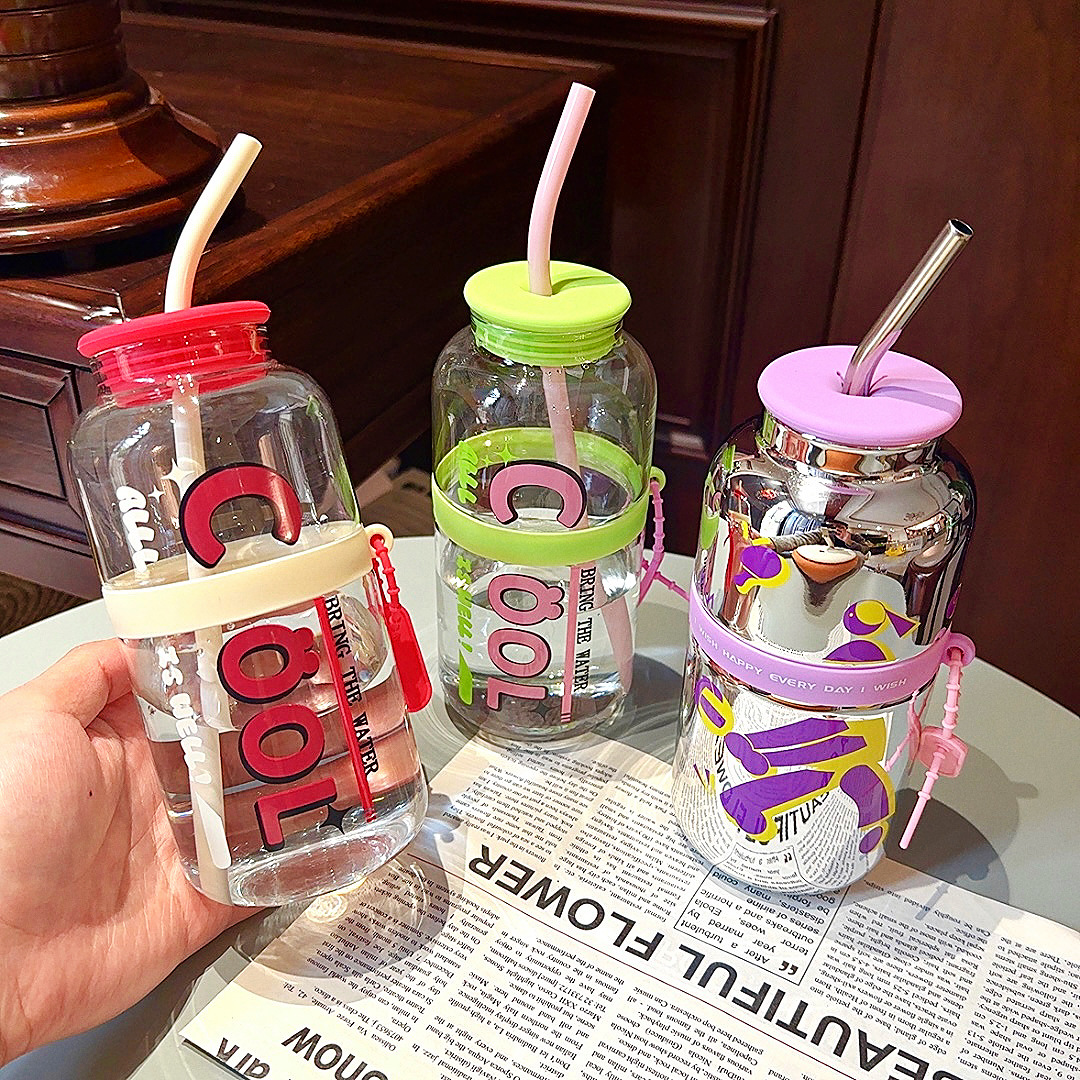 Wholesale of 2025 new style glass cups with high mirror finish, large capacity straw cups, and simple English water cups for office and home use Application Scenario