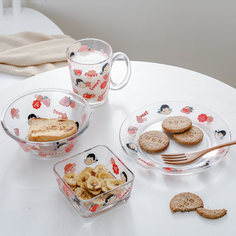 Japanese and Korean strawberry glass bowls, salad bowls, student ins-style cartoon fruit bowls, girlish pink oat bowls, desserts full figure