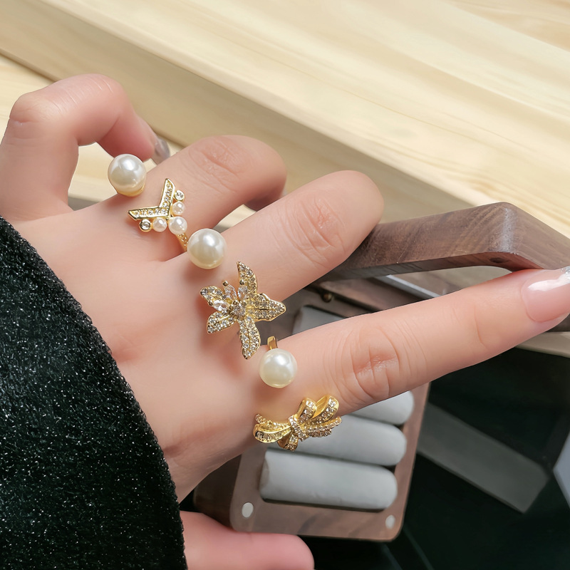 A best-selling pearl flower bow open ring on Xiaohongshu, featuring a fashionable and light luxury design for women with a European and American style Specification drawing