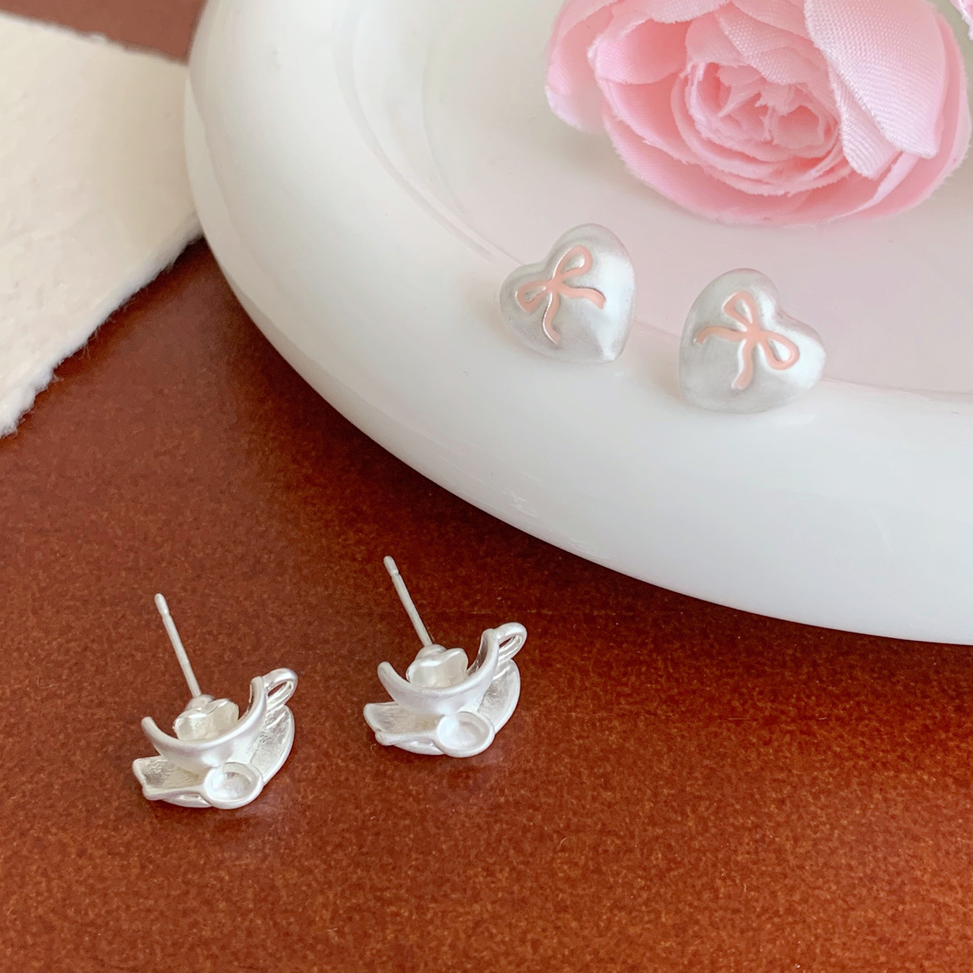 Summer Asian Silver Fun Coffee Cup stud earrings, women's silver needle oil drip pink bow heart exquisite and versatile earrings Application Scenario