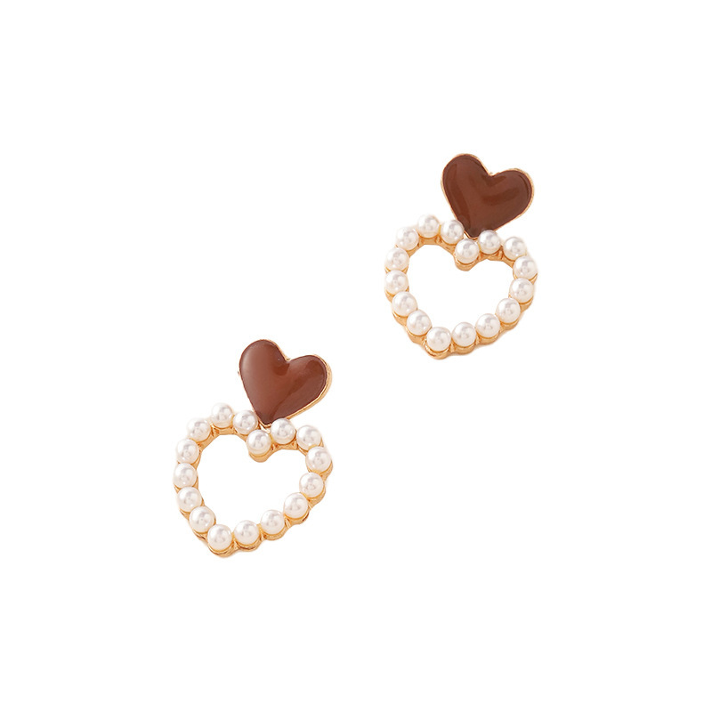 Light luxury and high-end autumn and winter earrings, women's style, trendy ear studs, niche Douyin bestsellers, wholesale earrings Item Picture