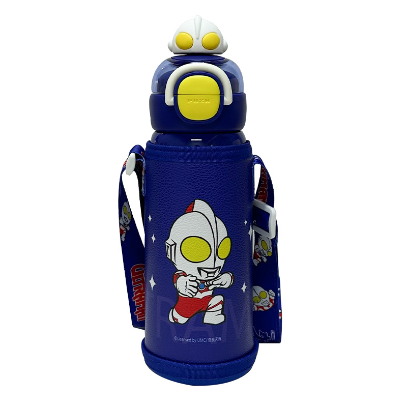 Classic Ultraman collaboration series children's Star Wish insulated cup, one cup for dual drinking, adjustable cup rope portable drinking cup Item Picture
