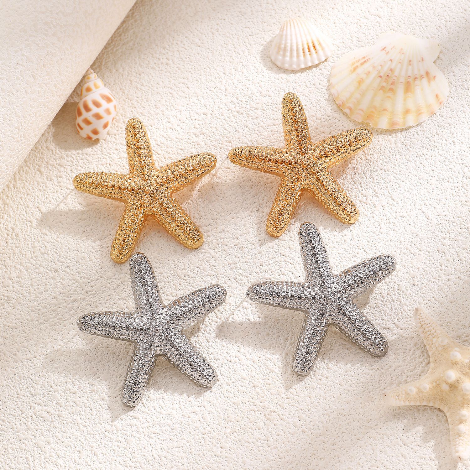European and American cross-border ocean vacation style personalized starfish stud earrings for women, simple, exaggerated, niche and fashionable star earrings Specification drawing