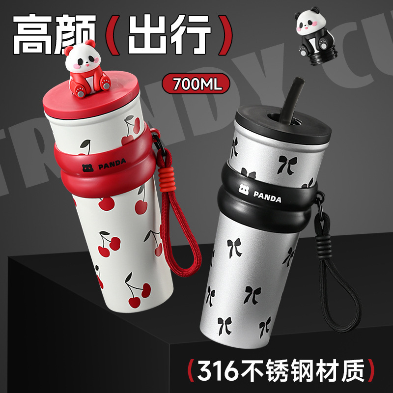 The new Panda insulated cup features a high appearance level, a large-capacity vehicle-mounted portable straw cup, and a stainless steel cold and heat preservation ice cup details Picture
