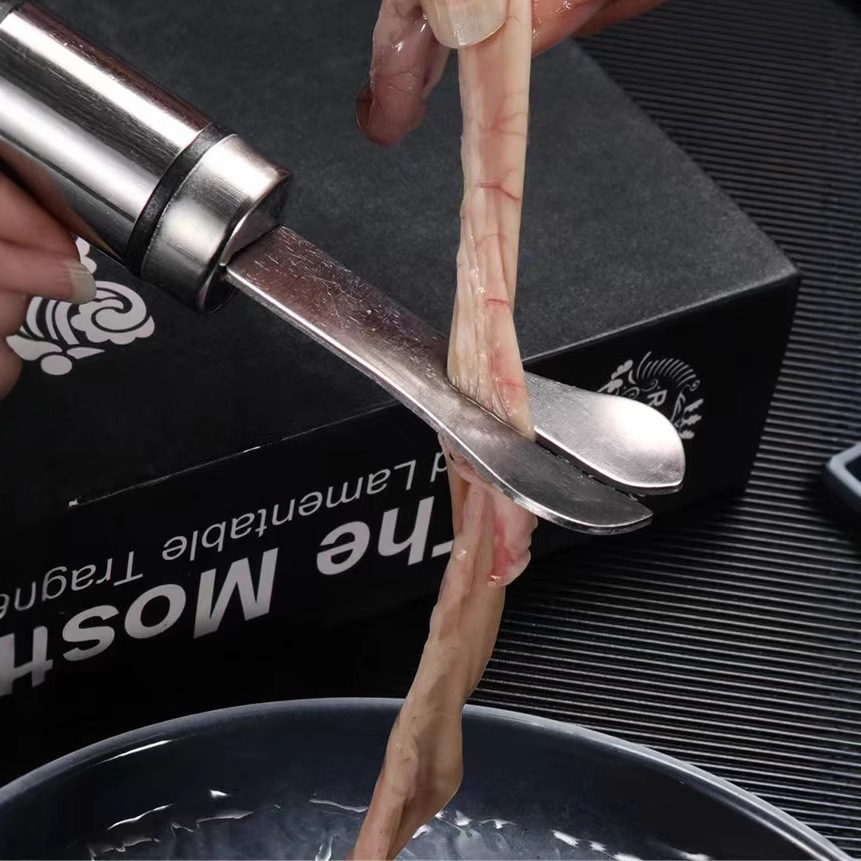 Pig large intestine oil scraping knife, chicken and duck intestine unblocking tool, intestine opening knife, fish intestine cutting knife, intestine breaking tool, special tool Application Scenario