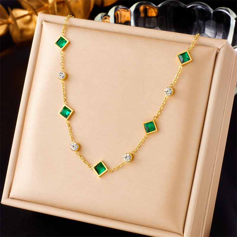 Cross-border fashion diamond-encrusted emerald square round diamond accessories chain stainless steel jewelry necklace full figure