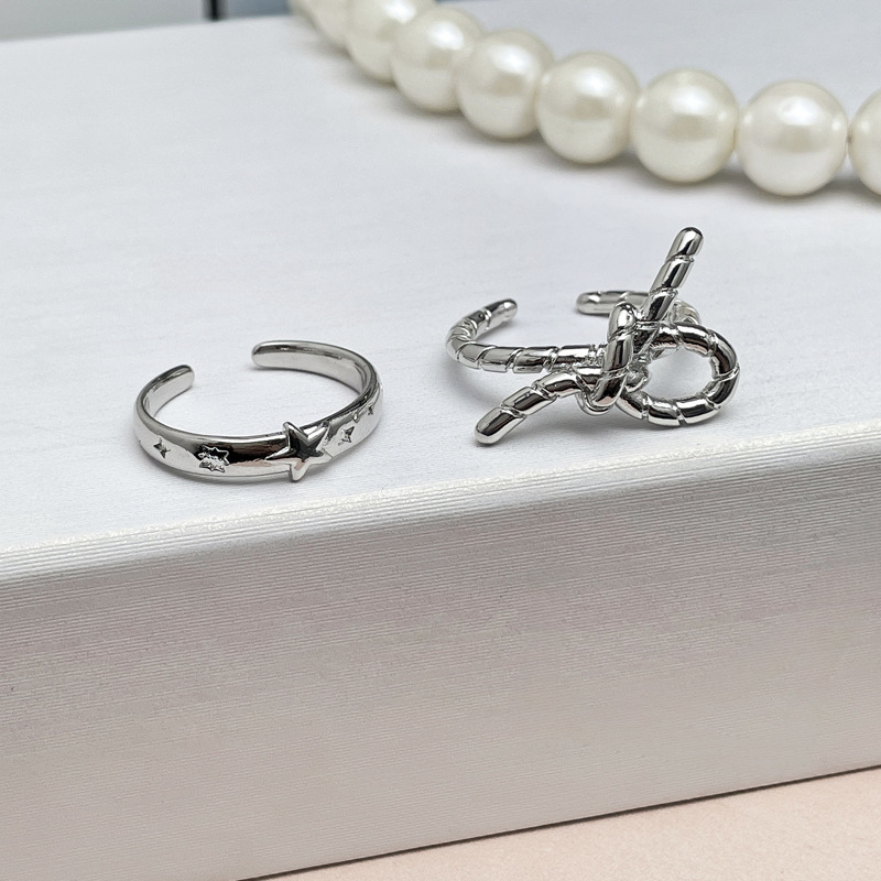 A retro and simple open-top ring with a unique Korean atmosphere, the same irregular bow ring as the female Instagram blogger Application Scenario