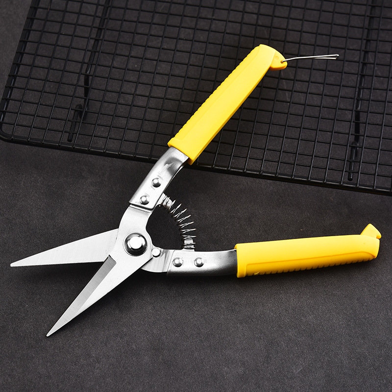 Manufacturer's in-stock keel multi-purpose industrial scissors, electrician ceiling wire trough iron sheet scissors, labor-saving wire copper wire electronic scissors Application Scenario