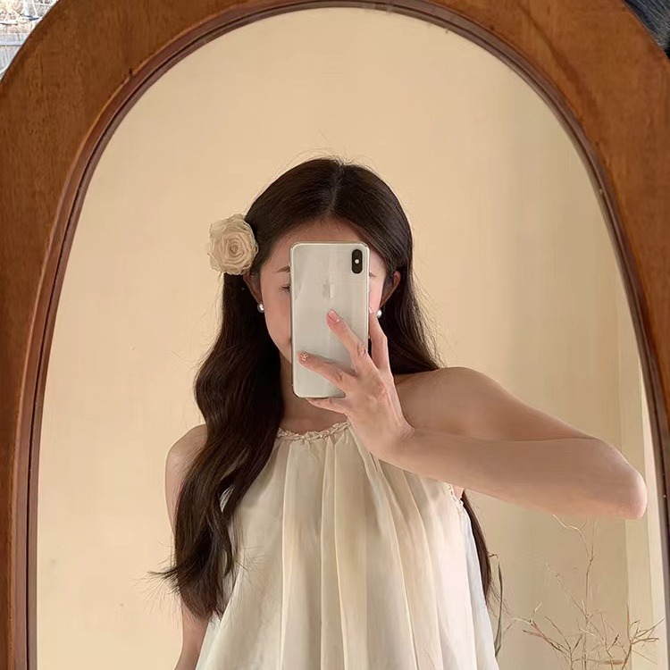 Dried rose new Chinese-style flower hairpin, shark hairpin at the back of the head, hairpin, handcrafted hair accessory Application Scenario
