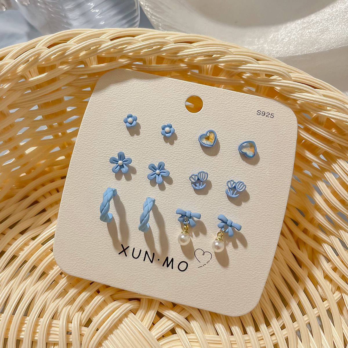 Summer fresh blue stud earring set for whitening, versatile silver needle earrings, 2024 new niche earrings for women wholesale Application Scenario