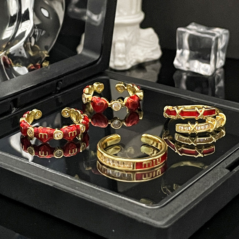 A light luxury style, a red drip glaze open ring with a feminine cold and cool style, a niche, sweet, trendy and high-end index ring Application Scenario