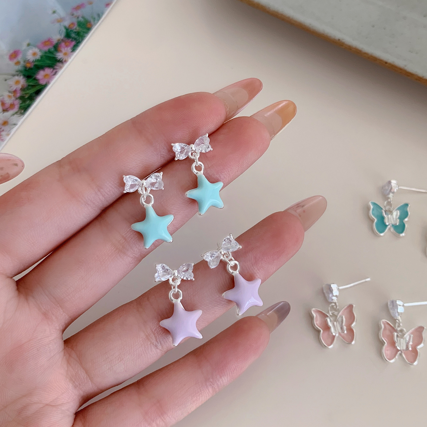 New colorful star butterfly earrings, women's silver needle, sweet and niche design, exquisite pearl heart, versatile earrings details Picture
