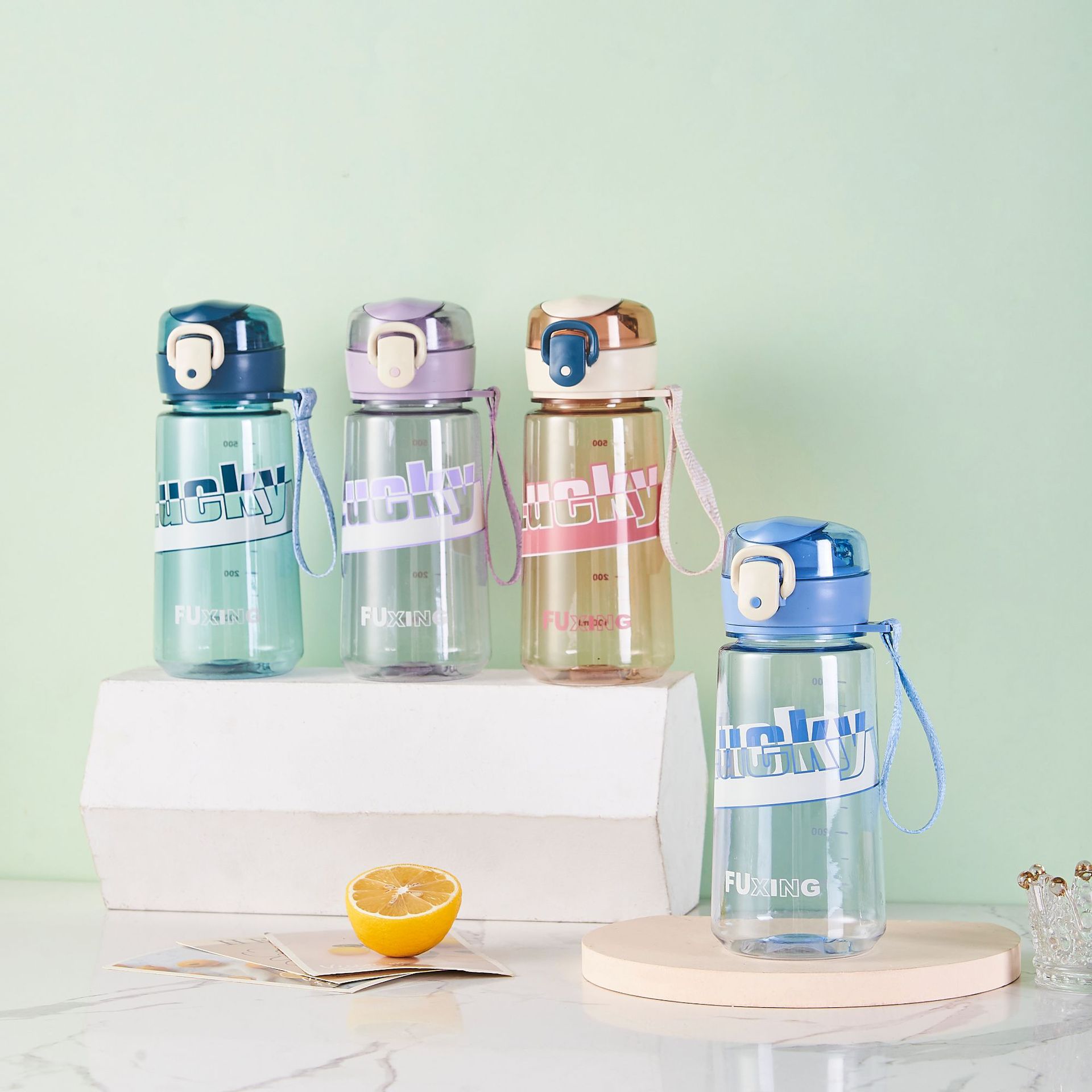 Summer Korean version plastic cups for male and female students, high-end romantic couple space cups, outdoor high appearance level, high-temperature resistant direct drinking cups full figure