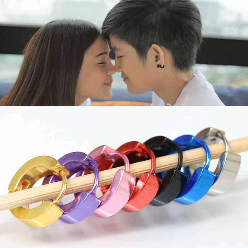 Korean style XO men's earrings, men's ear buckles, titanium steel ear studs, earrings wholesale, stainless steel accessories full figure