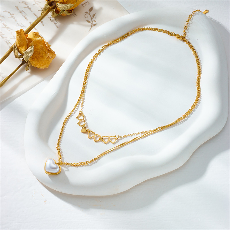 European and American fashion, creative, individualistic, and unique double-layer layered hollowed-out double heart pendant chain pearl heart necklace Specification drawing