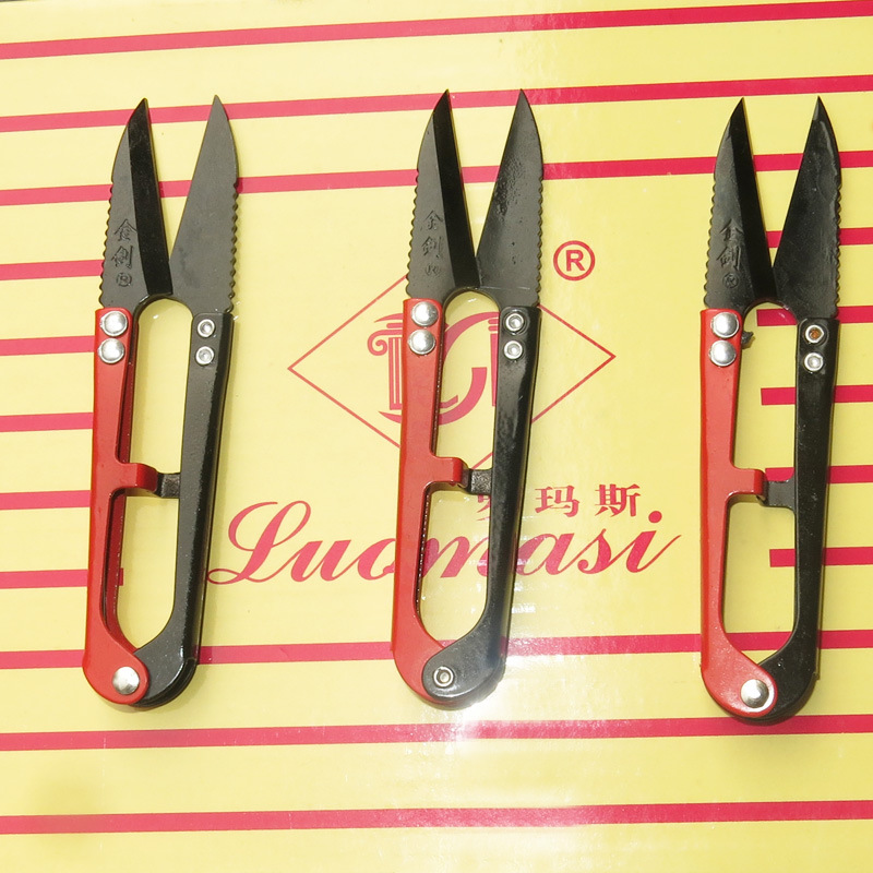 Golden Sword thread end Scissors, small scissors, spring yarn shears, U-shaped yarn shears with teeth and holes, K5 black steel yarn shears details Picture