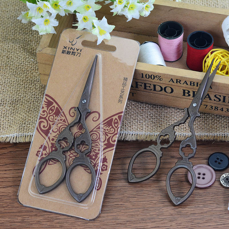 Wholesale of Xinyi scissors, retro scissors, gold-plated embroidered scissors, stainless steel mini scissors, and antique pointed scissors Application Scenario