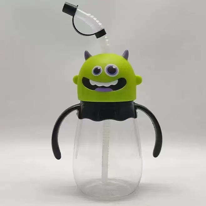 The manufacturer has a new type of cartoon animal cup in stock, the chubby cup with a handle, the PET plastic straw cup, and the portable straw cup full figure