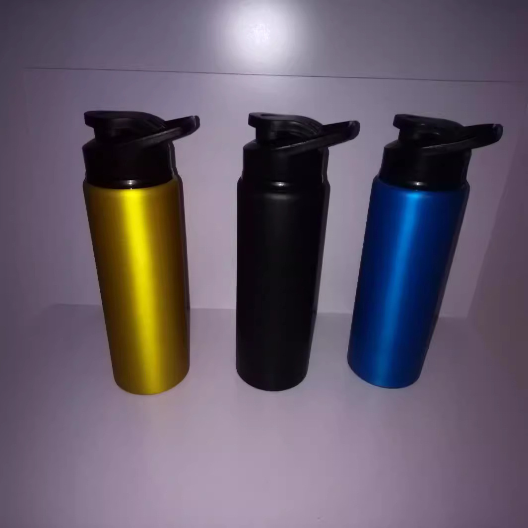 Aluminum large-mouth sports water bottle, cycling water cup, American large-mouth single-layer gift insulated cup, straw, children's student cup Application Scenario