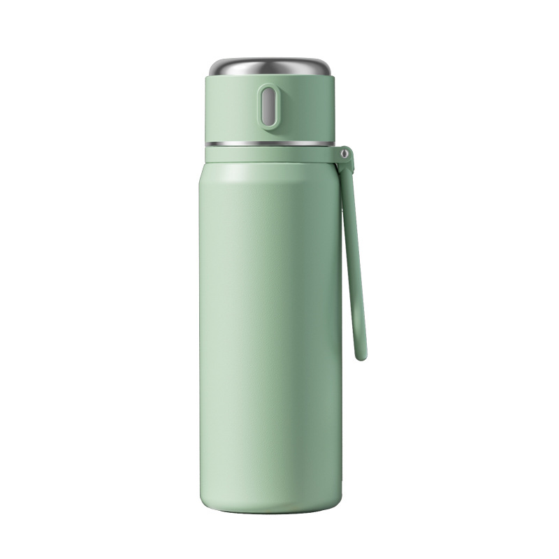 This 2023 new model of popular water cup is made of 316 stainless steel and is specially designed for boys and children to go to school Item Picture