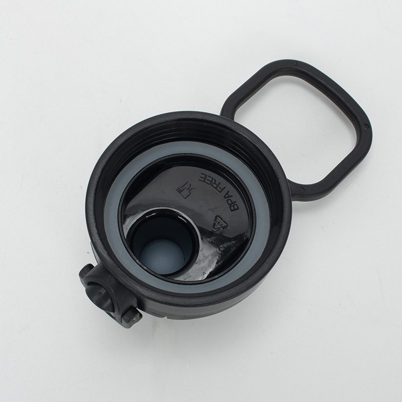 Produce custom-made new types of bouncy lid space flasks, handle sports bottles, sports water bottles and large-capacity insulated flasks Application Scenario