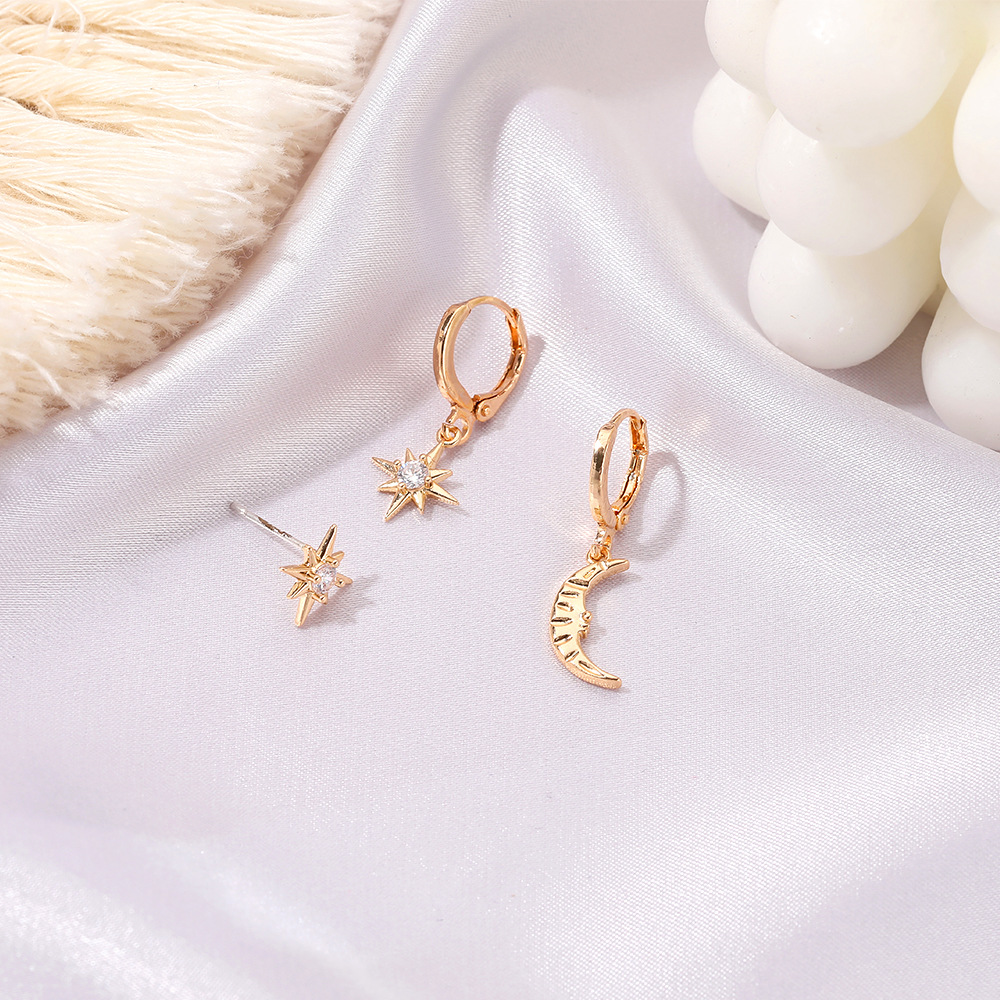 European and American cross-border earrings, asymmetrical star and moon ear buckles, women's personalized and trendy single-sided set earrings Application Scenario