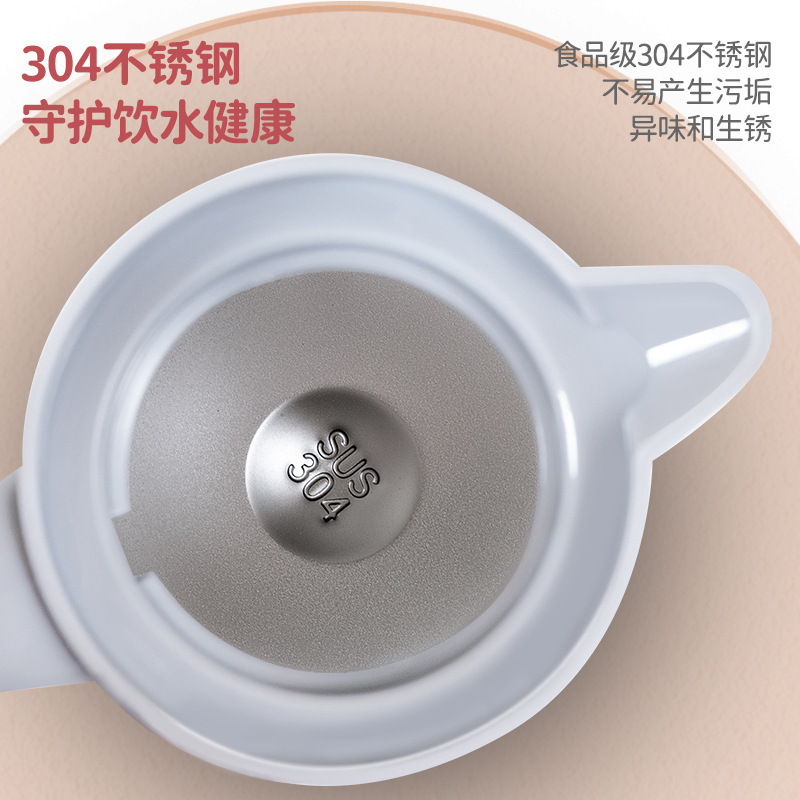 800ML large-capacity insulated kettle, household solid-color 304 stainless steel boiling water kettle, portable warm water kettle for student dormitories Application Scenario