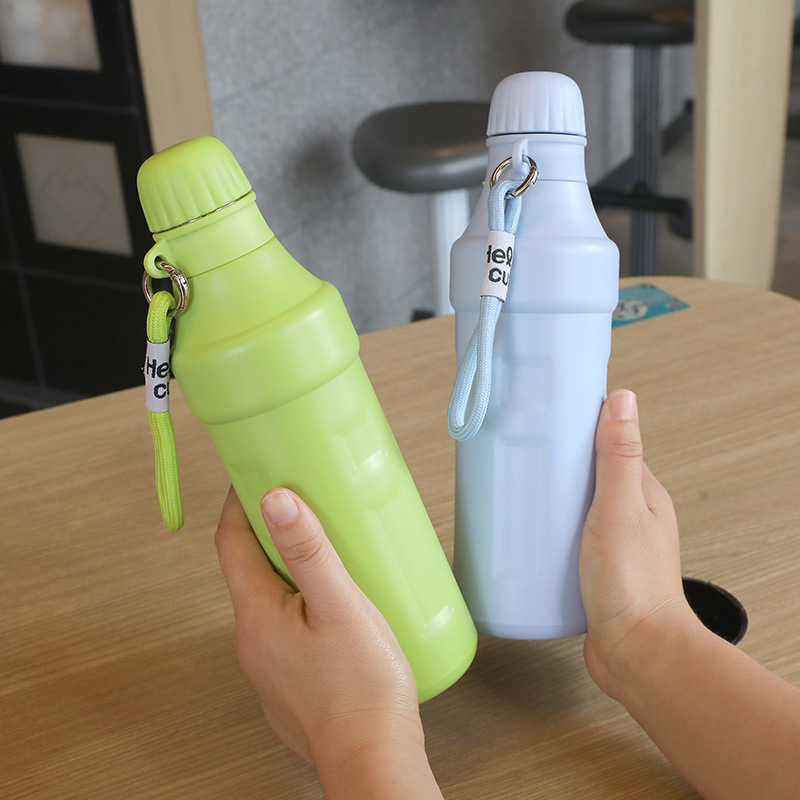Cross-border portable stainless steel cola bottle, large-capacity insulated cup, double-layer sports water cup, vacuum car water bottle, lifting rope details Picture
