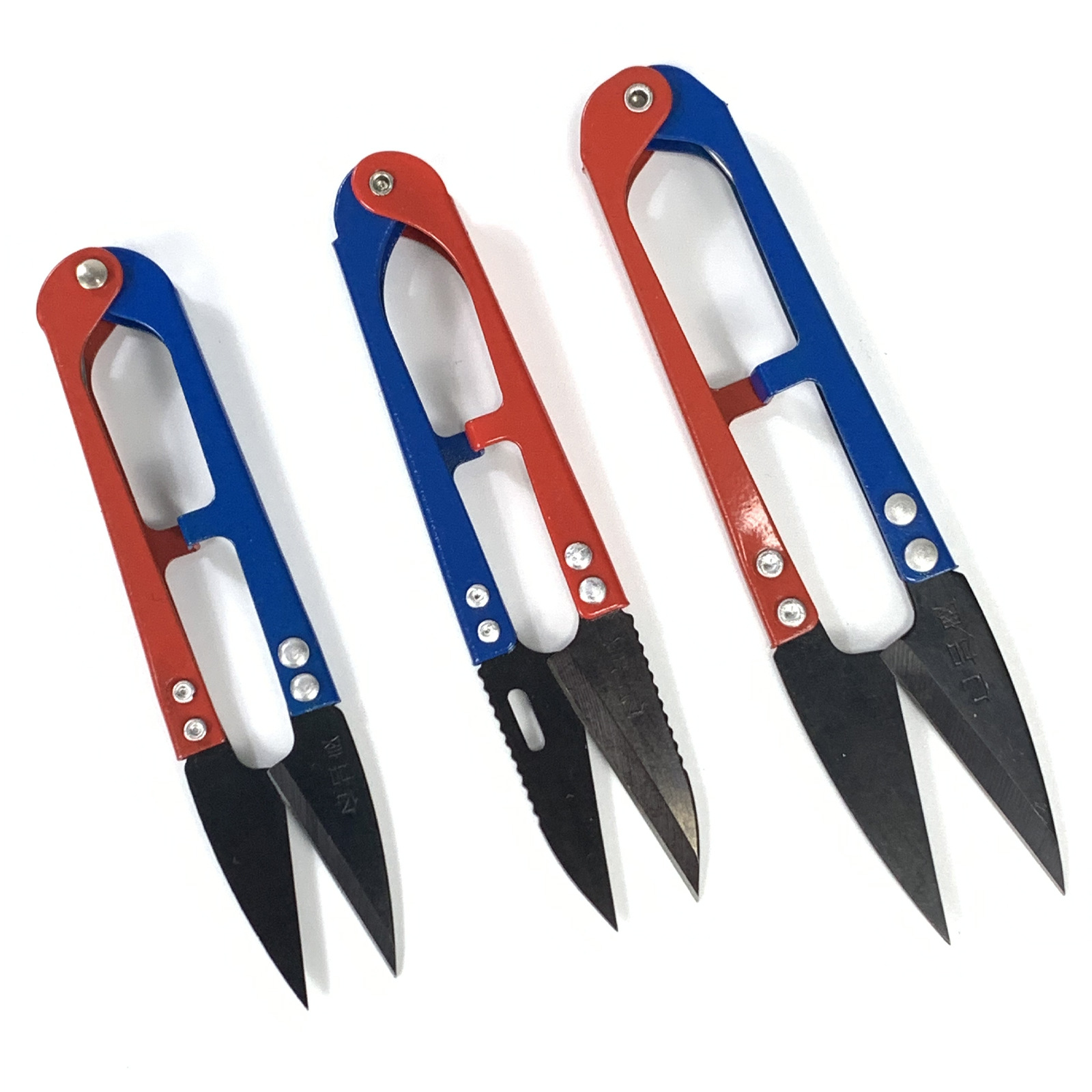 Yijialiang 198 thread scissors, 168 yarn scissors, 868 U-shaped scissors, suitable for cutting cloth in garment factories and opening pockets in shoe factories Application Scenario