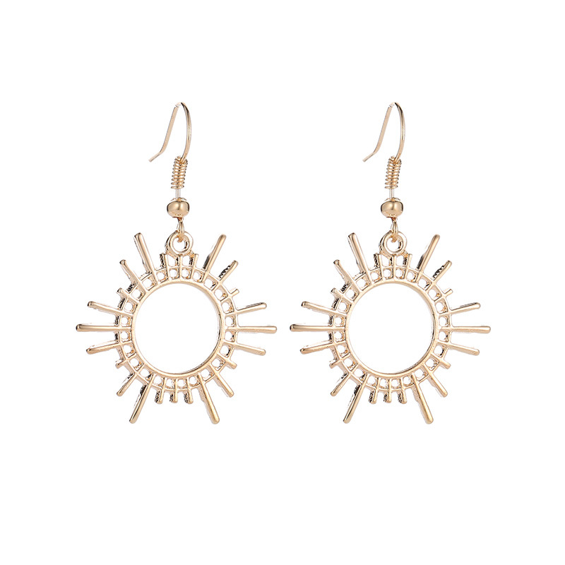 Wholesale of new best-selling European and American trend gear earrings, creative geometric alloy jewelry, and women's sun earrings Item Picture
