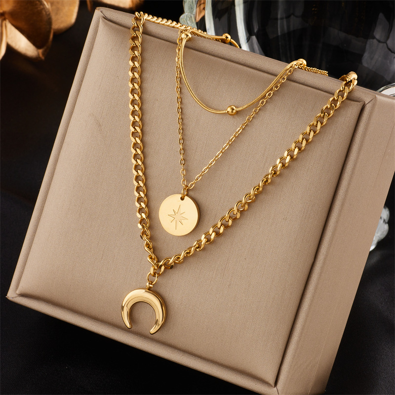 European and American cross-border fashion, high-end style, versatile multi-layer raised bar metal round plate moon pendant collarbone necklace full figure