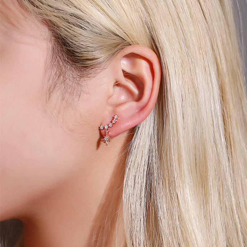 Korean version best-selling diamond-encruted star stud earrings, girlish lucky hexpointed star earrings, cute and versatile cross-shaped earrings full figure