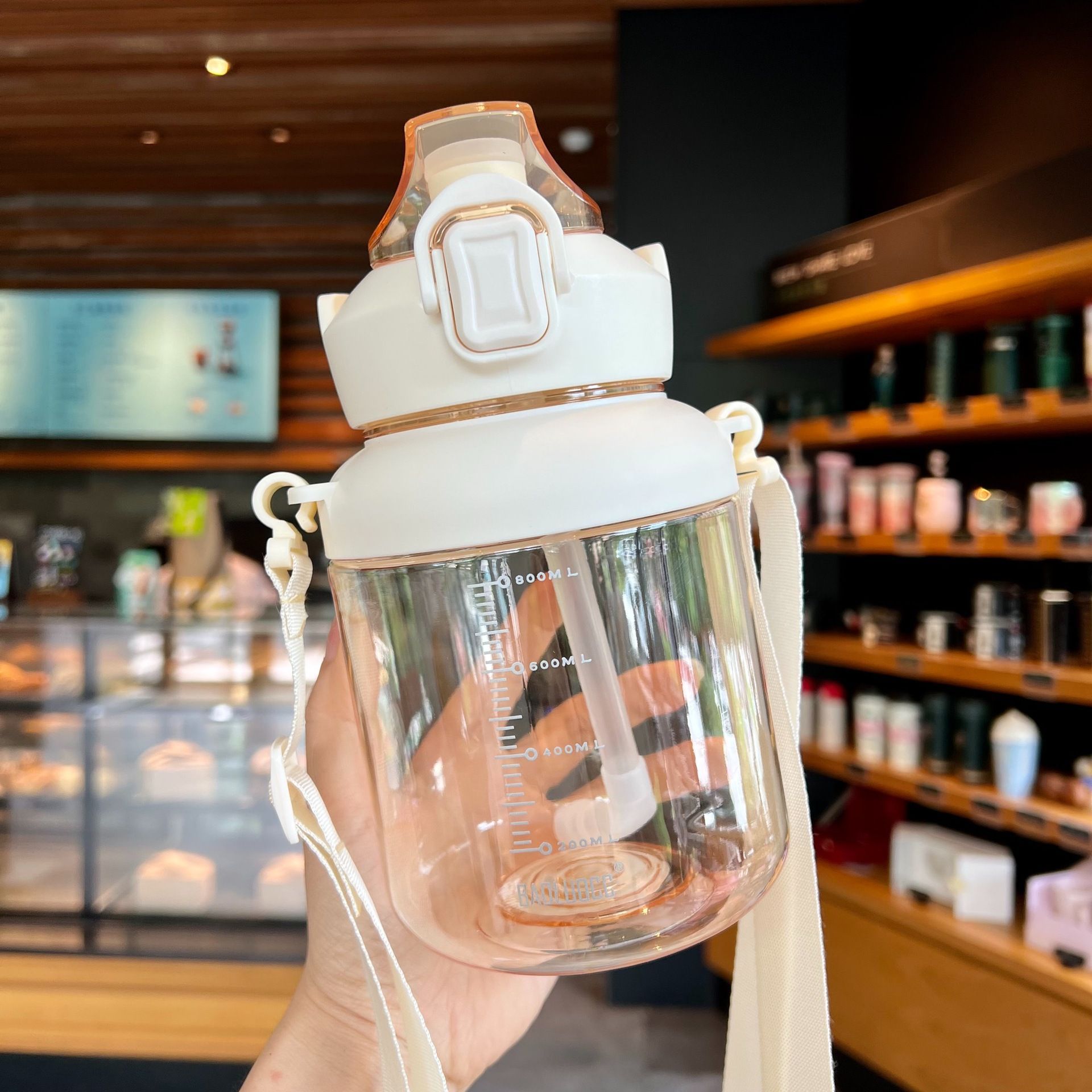 Summer large-capacity portable sports plastic water bottle with scale, fitness outdoor simple tonnage bucket 1L cup full figure