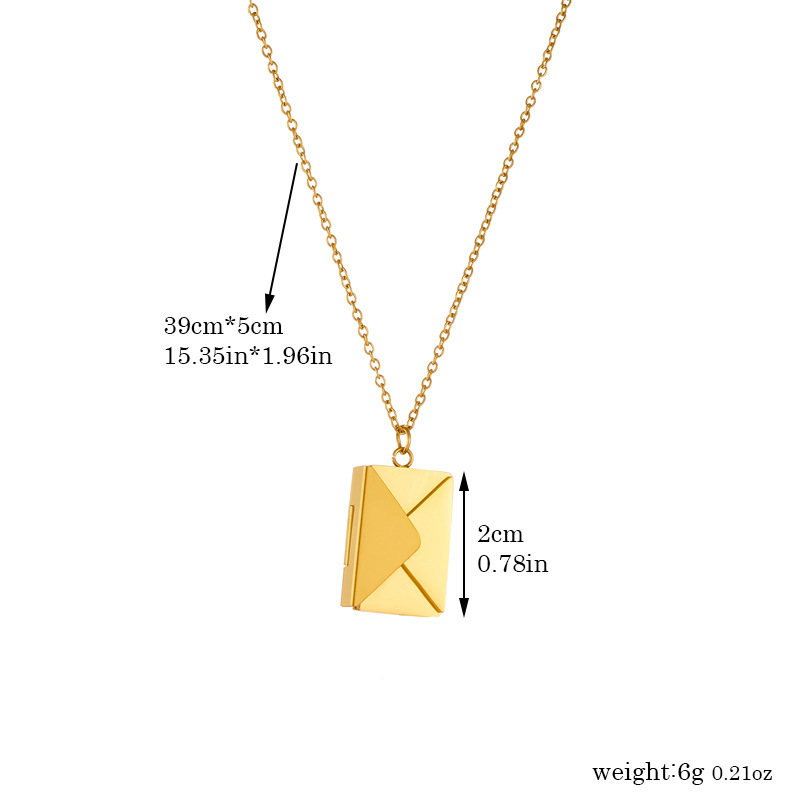 European and American cross-border fashion, creative and personalized, gold-plated smooth detachable envelope pendant, stainless steel chain necklace Application Scenario