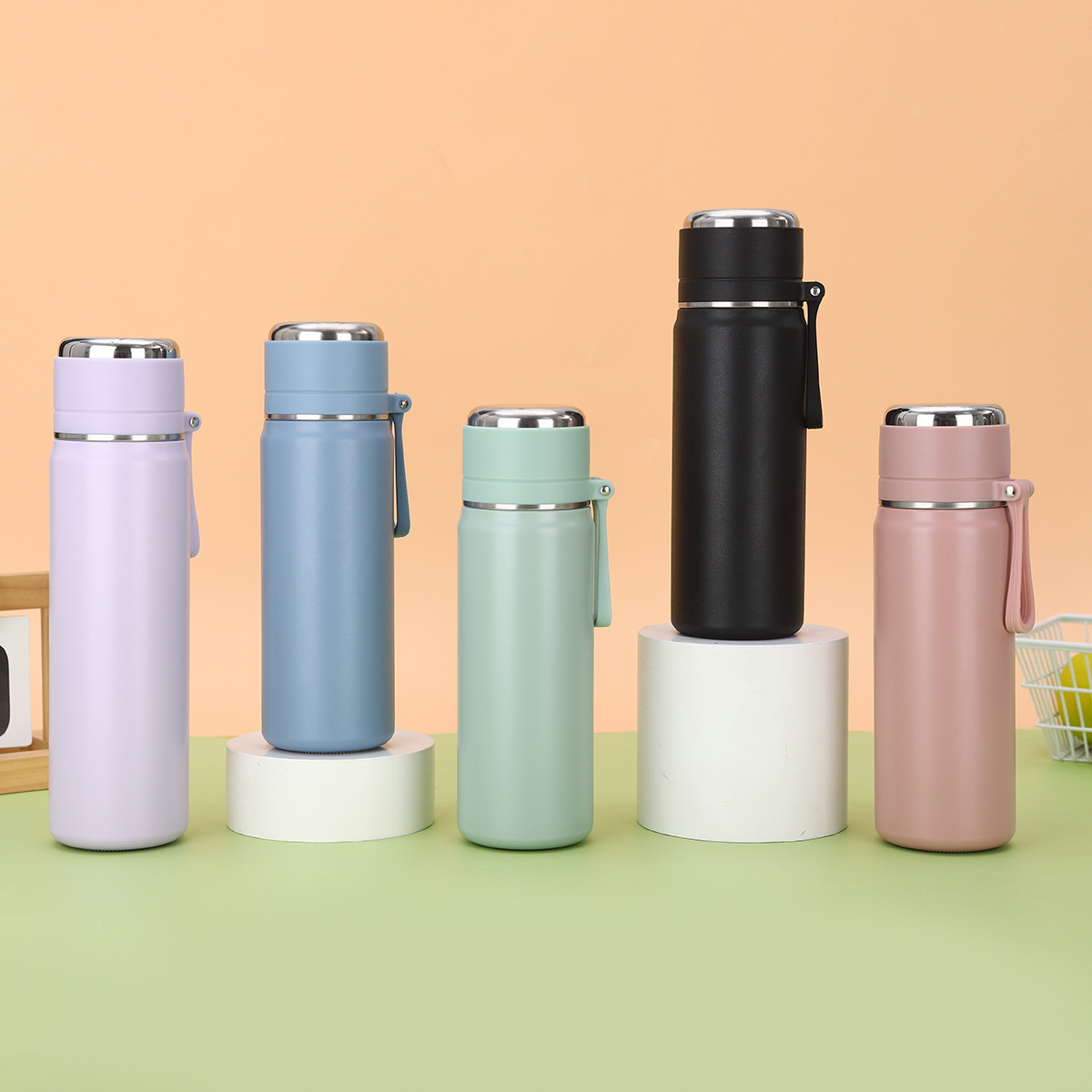 Wholesale of new 316 stainless steel double-layer vacuum insulated cups, outdoor portable sports water bottles with lifting ropes and jumping cups details Picture