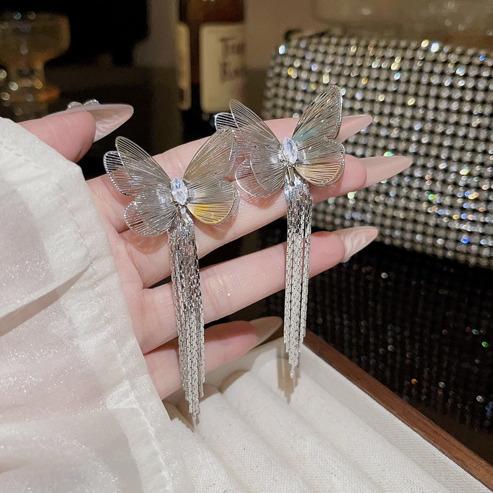 European and American best-selling personalized stud earrings, women's double-layer butterfly tassel earrings, high-end and fashionable autumn and winter earrings full figure