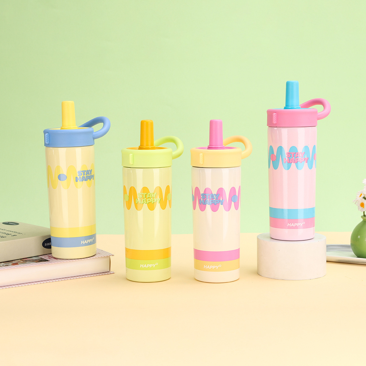 Wholesale of high-appearation-level 316 stainless steel four-leaf clover insulated cups, portable sports water cups, and high-appearation-level children's straw cups details Picture