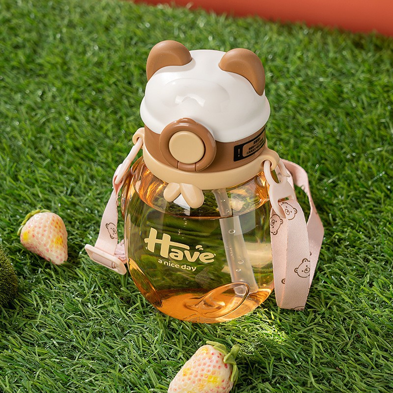 New cute children's plastic cup, summer bouncy lid straw cup, shoulder strap portable cup Specification drawing