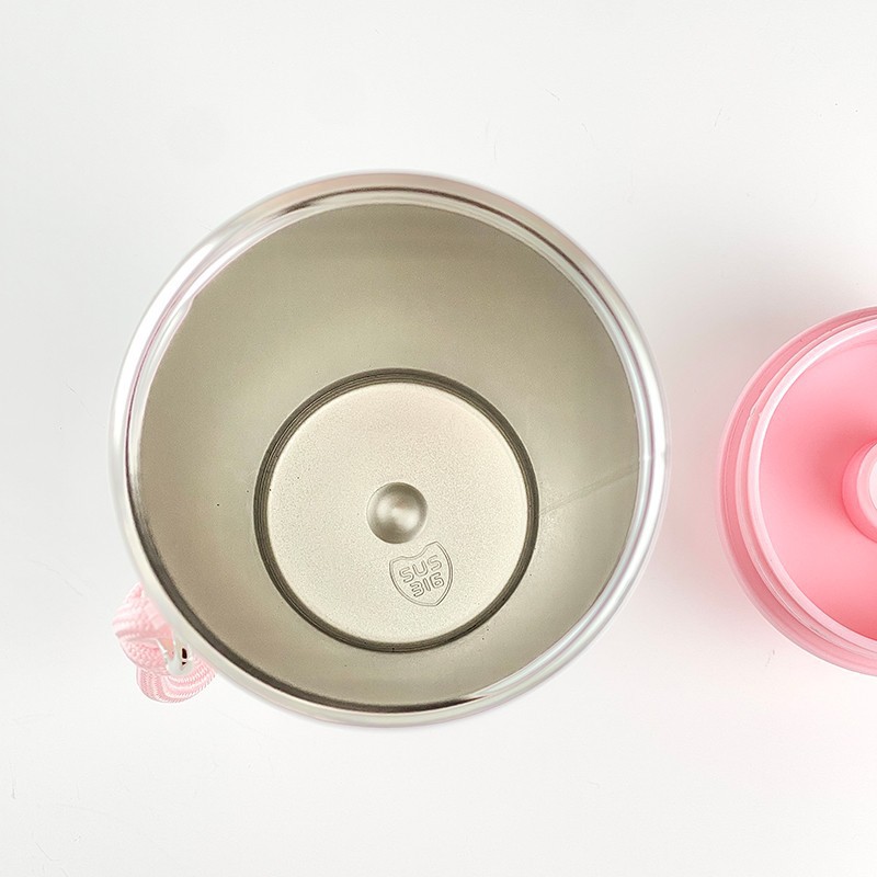 High appearance level, large capacity ice cup, 316 stainless steel insulated cup, girls' coffee cup, cold and heat preservation straw water cup Application Scenario