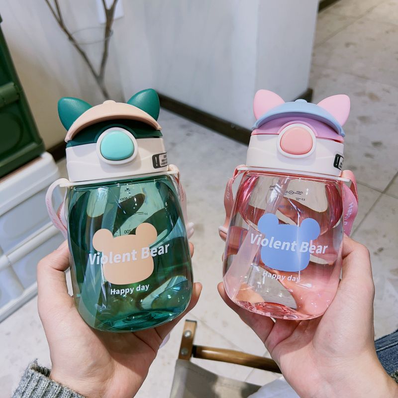 Children's water cup, direct drinking cup, cute for boys and girls, high appearance level, portable, leak-proof in summer, can be carried diagonally, heat-resistant cup full figure