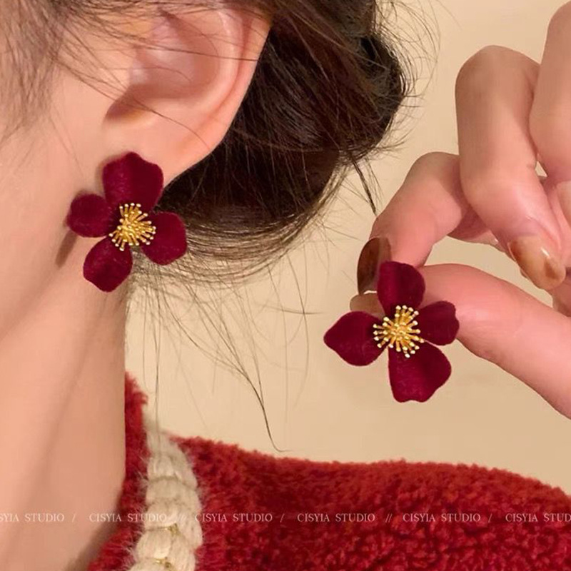 Wine red velvet bow stud earrings, 2024 New New Year atmosphere pearl earrings, flower earrings and earrings full figure